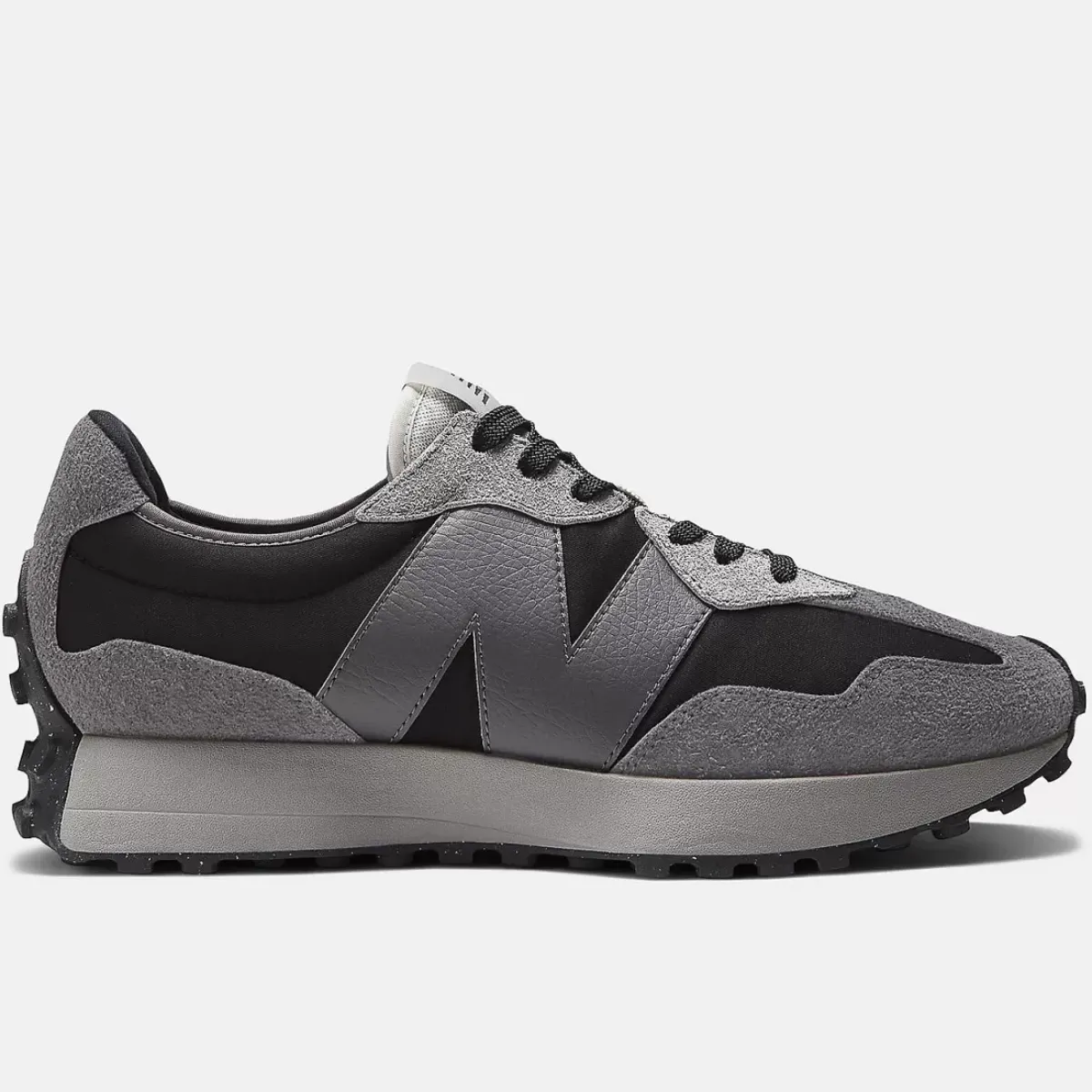 New Balance Sneakers<327 Mens