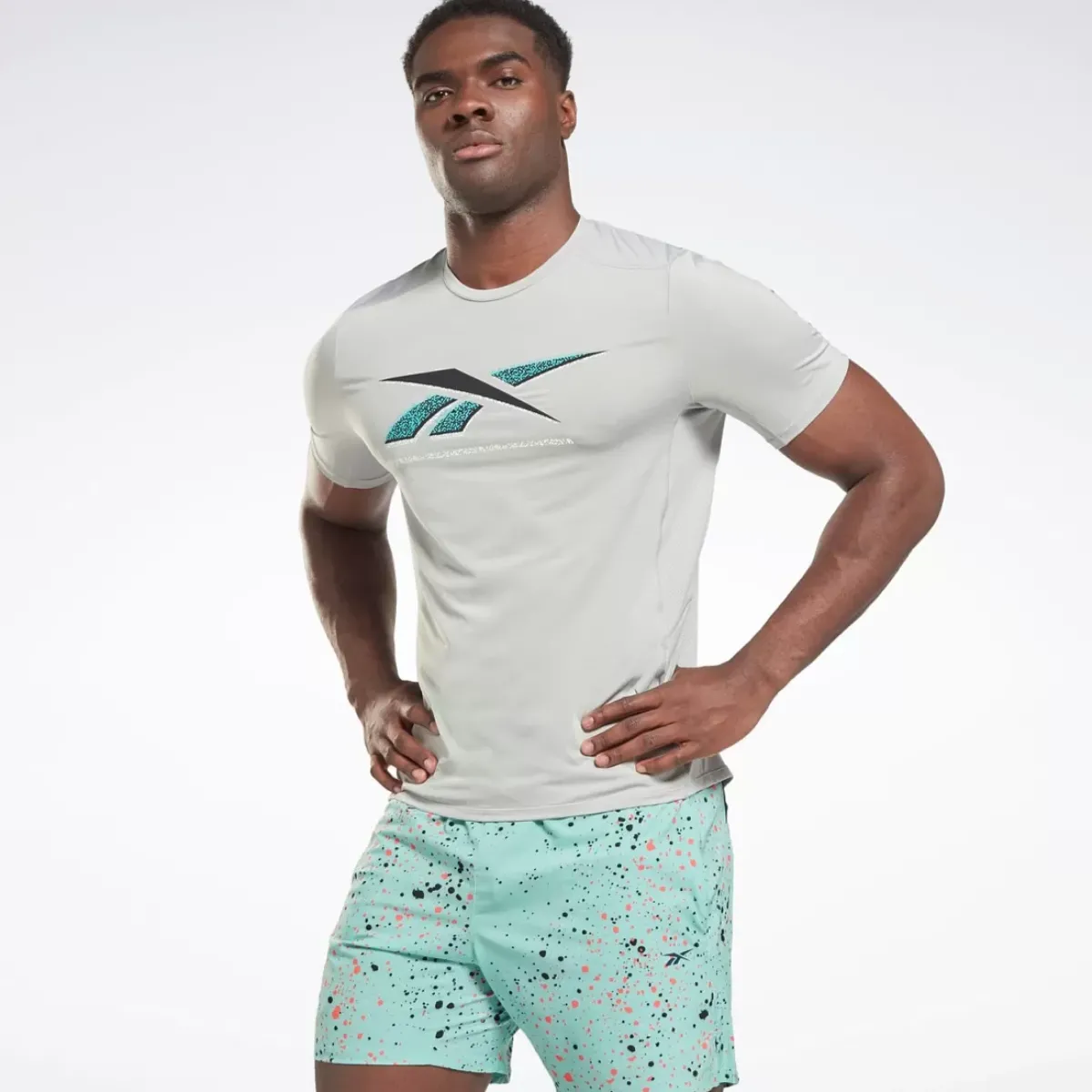 Reebok Tees & Singlets<Activchill Graphic Athlete T-Shirt
