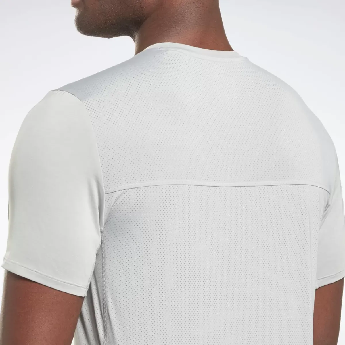 Reebok Tees & Singlets<Activchill Graphic Athlete T-Shirt