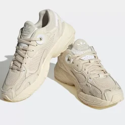 Adidas Originals Sneakers<Astir Womens