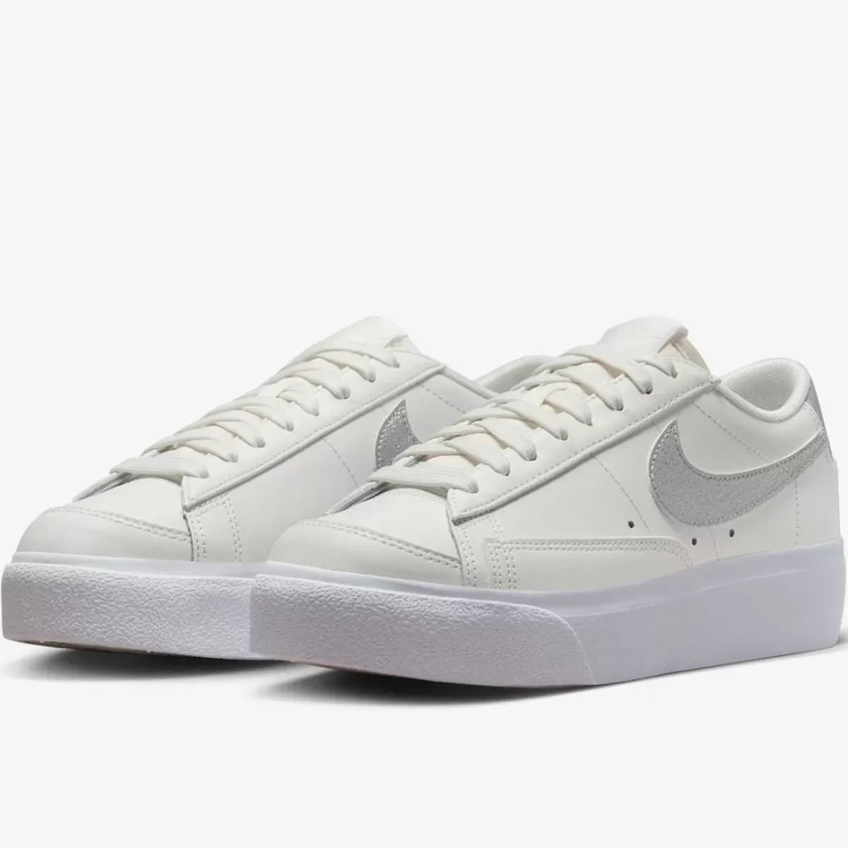 Nike Sneakers<Blazer Low Platform Womens