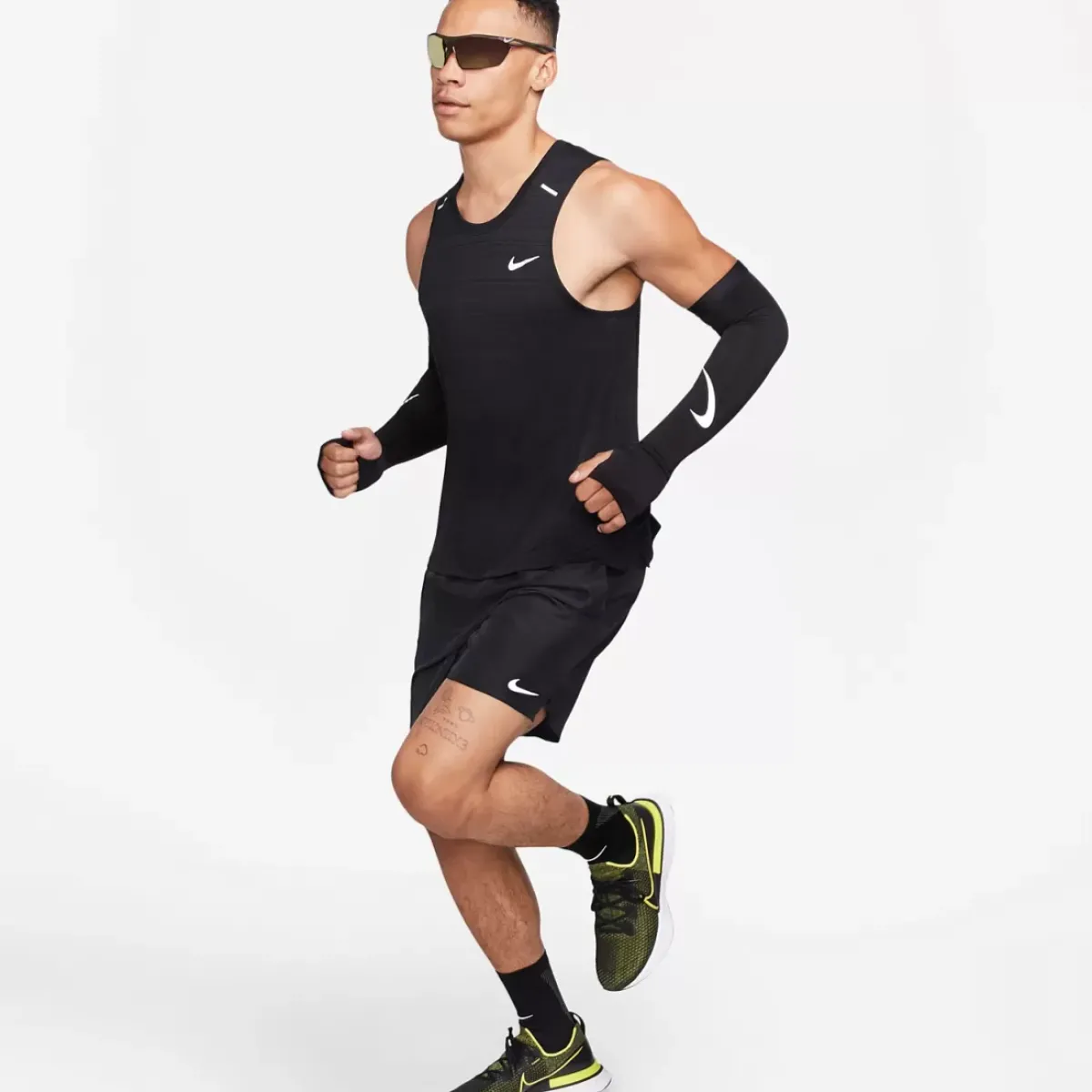 Nike Shorts<Challenger Brief-Lined Running Shorts