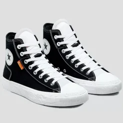 Converse Sneakers<Chuck Taylor Alt Star Canvas High Top Unisex
