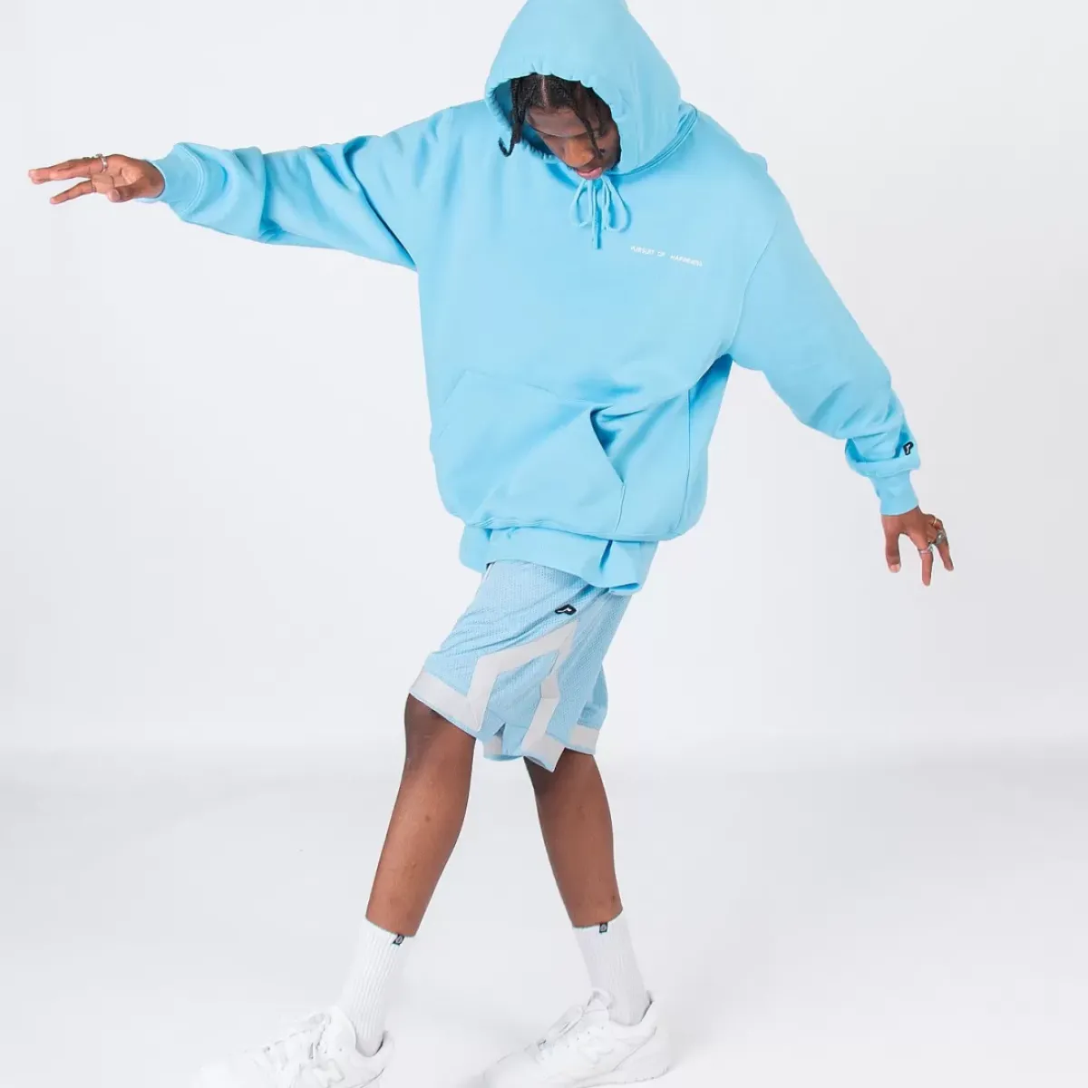 Pursuit of Happiness Hoodies & Crews<Classic Heavyweight Pullover In Skylight/White
