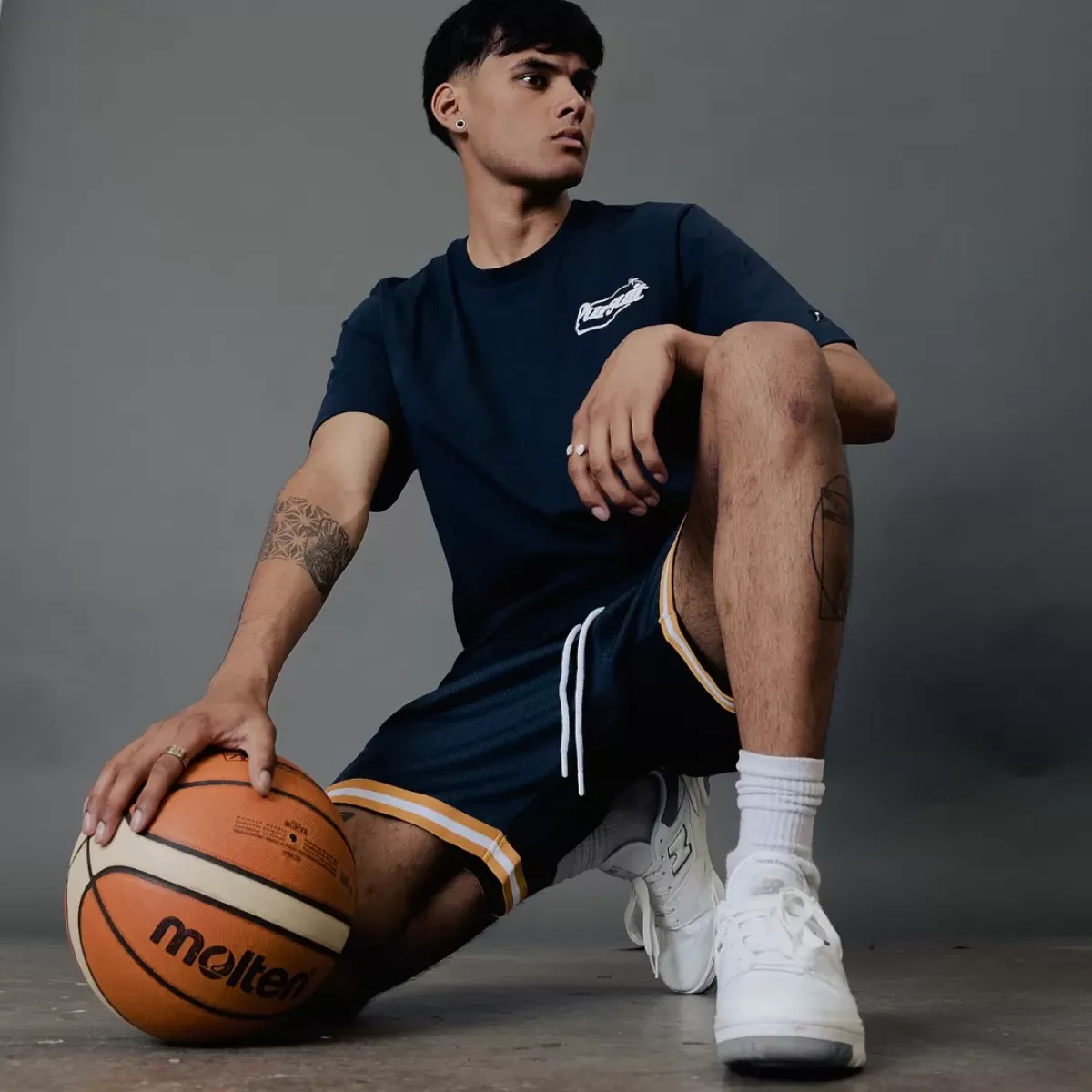 Pursuit of Happiness Tees & Singlets<Classic Track Pursuit Tee Navy Quote