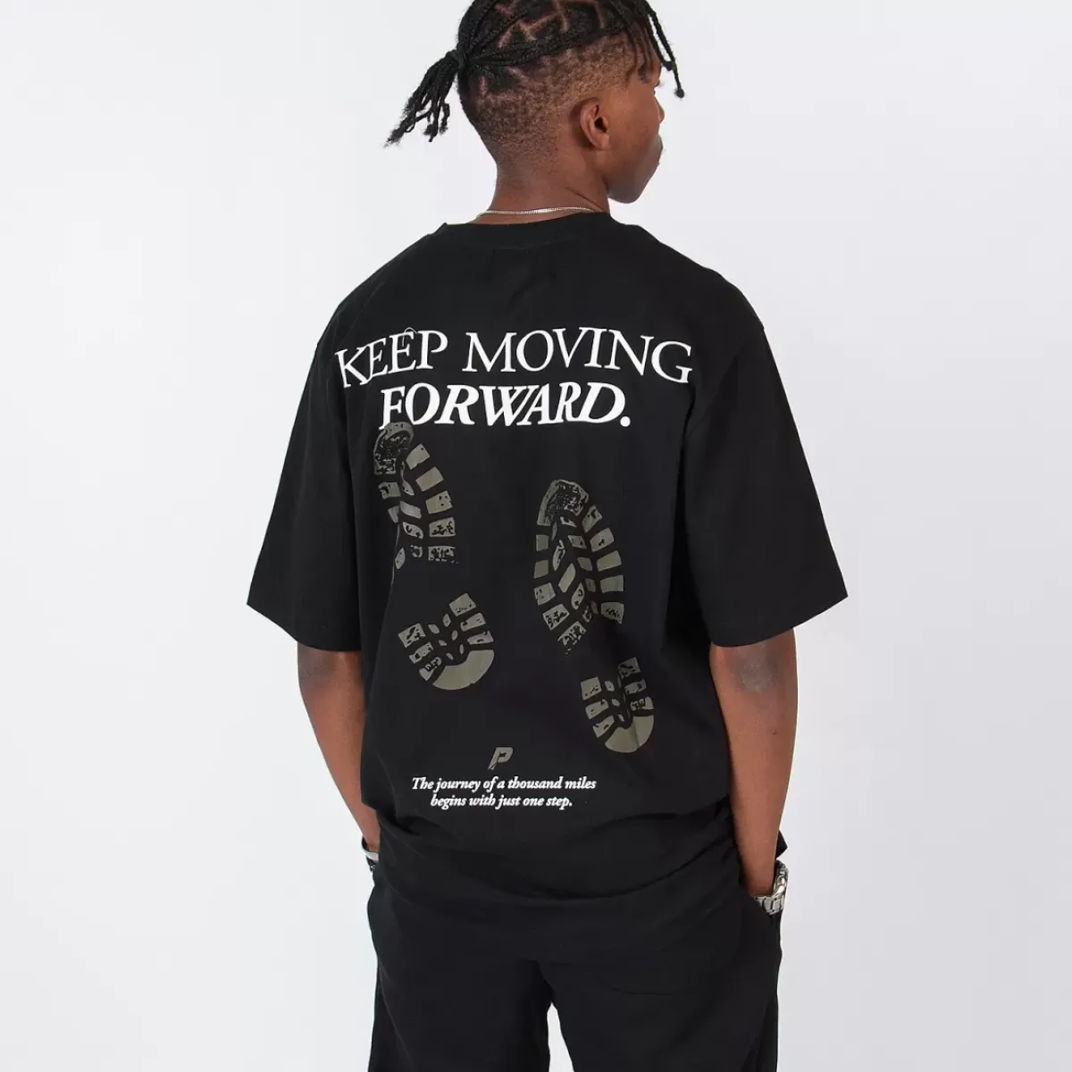 Pursuit of Happiness Tees & Singlets<Classic Track Tee Move Print In Black/Otter/White