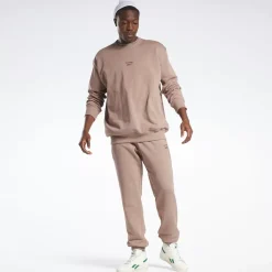 Reebok Hoodies & Crews<Classics Small Vector Crew Sweatshirt