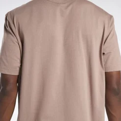 Reebok Tees & Singlets<Classics Small Vector T-Shirt