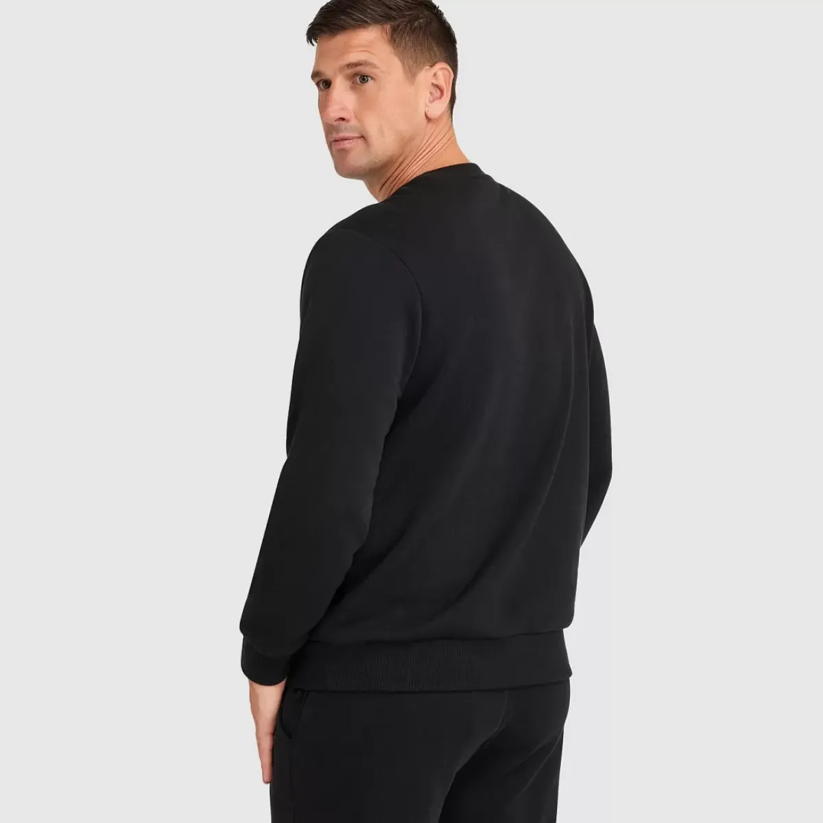 Fila Hoodies & Crews<Core Crew Unisex