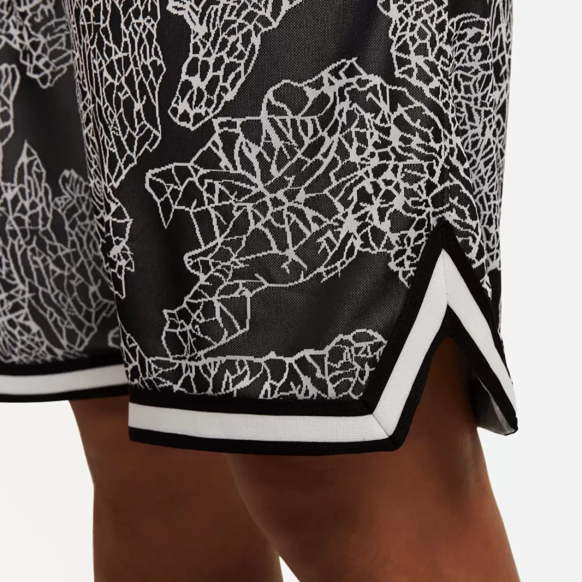 Nike Shorts<Dri-Fit Dna Basketball Shorts