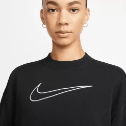Nike Hoodies & Crews<Dri-Fit Get Fit Crewneck