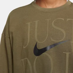 Nike Hoodies & Crews<Dri-Fit Get Fit Training Crew