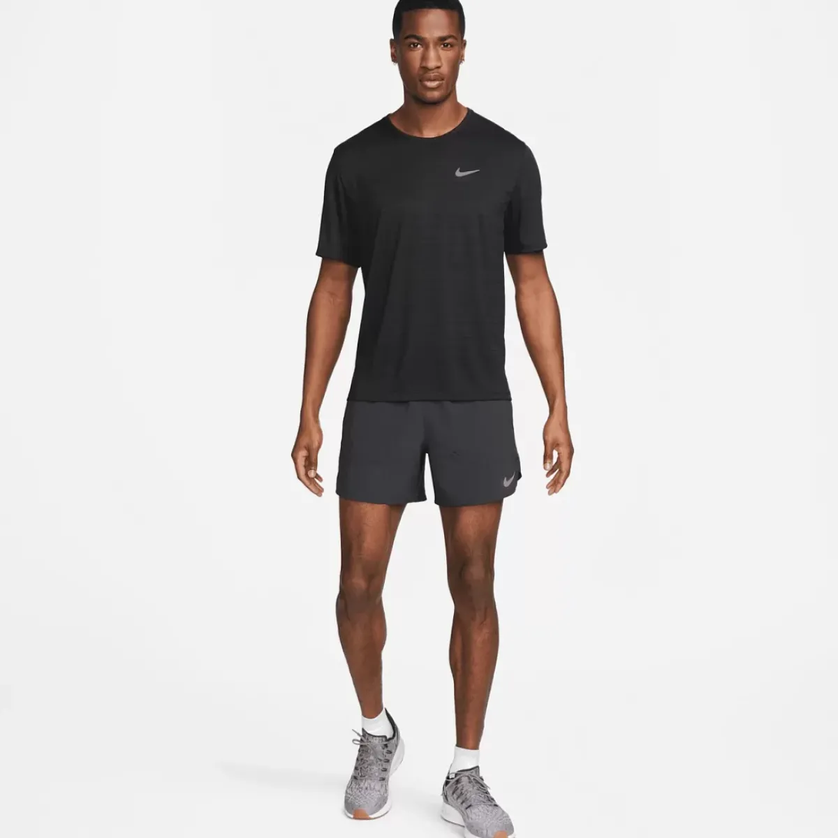 Nike Tees & Singlets<Dri-Fit Miler Running Top