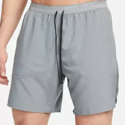 Nike Shorts<Dri-Fit Stride Shorts