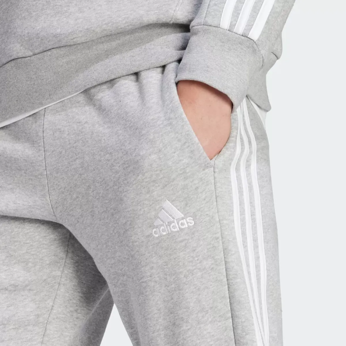 Adidas Sportswear Pants & Sweats<Essentials Fleece 3-Stripes Tapered Cuff Joggers