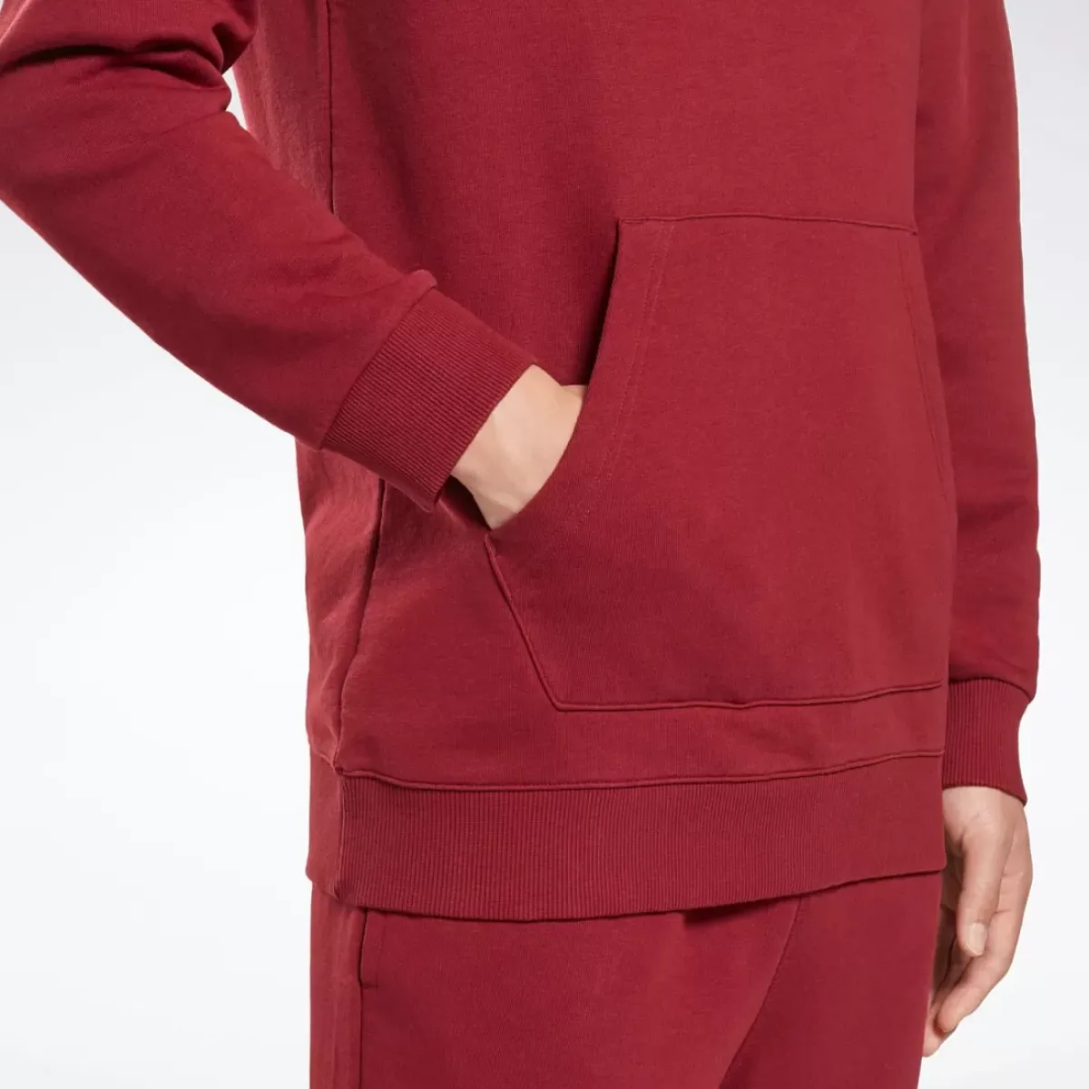 Reebok Hoodies & Crews<Identity Big Logo Hoodie