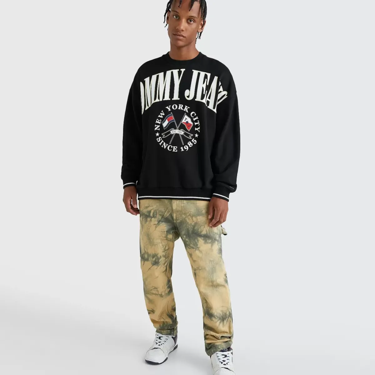 TOMMY HILFIGER Hoodies & Crews<Logo Skater Sweatshirt