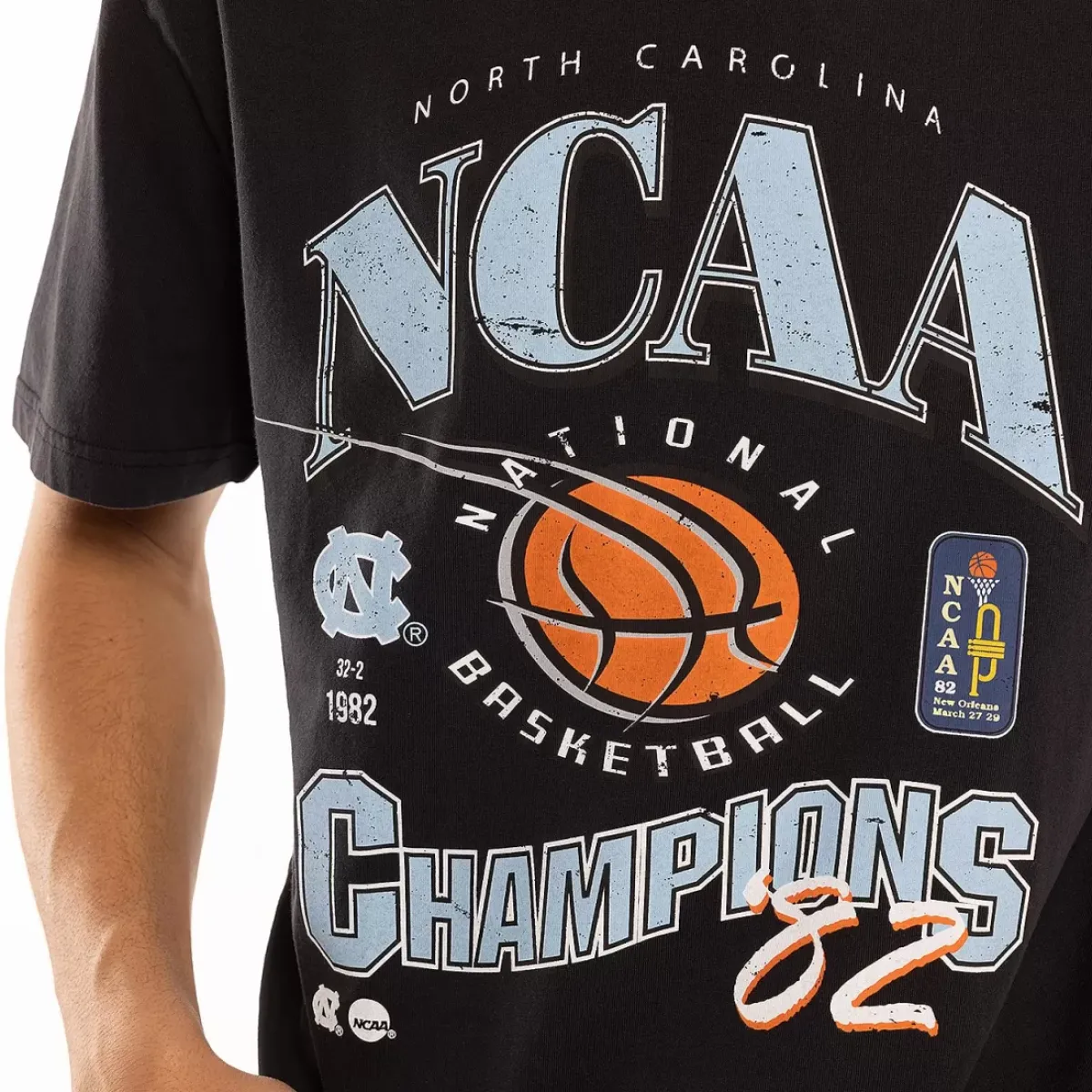 MITCHELL AND NESS Tees & Singlets<North Carolina Tar Heels 82 Champions Tee Unisex