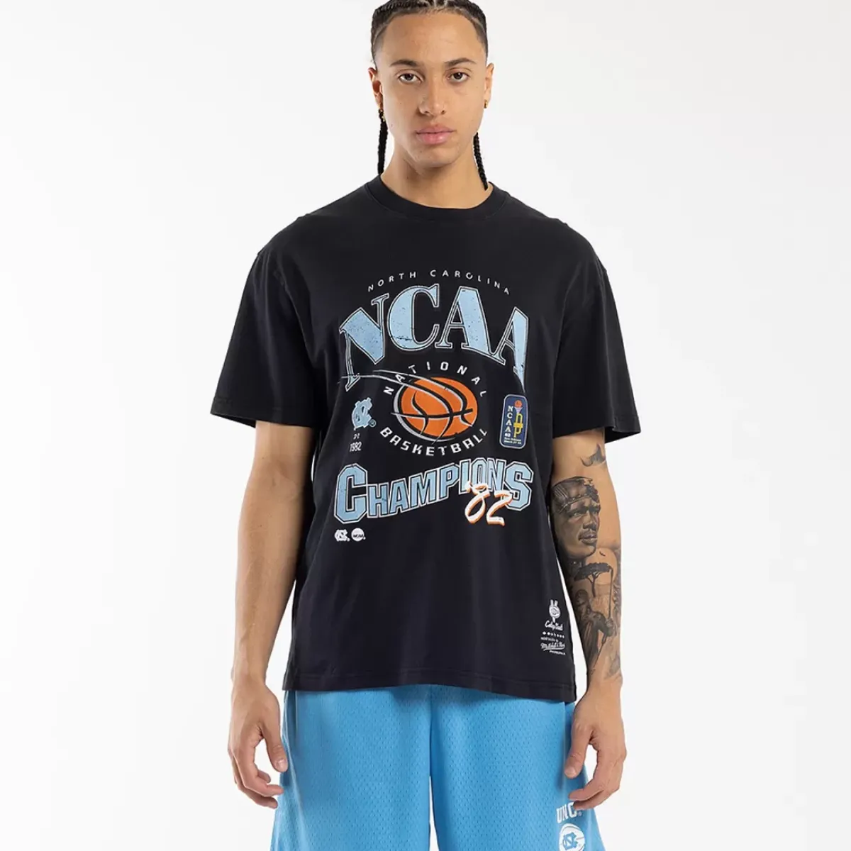 MITCHELL AND NESS Tees & Tanks<North Carolina Tar Heels 82 Champions Tee Unisex