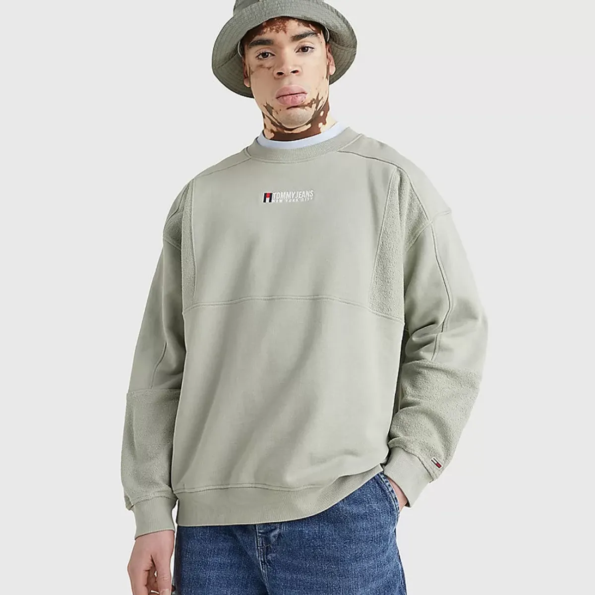 TOMMY HILFIGER Hoodies & Crews<Reverse Panel Crewneck