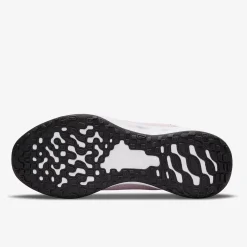 Nike Sports<Revolution 6 Kids