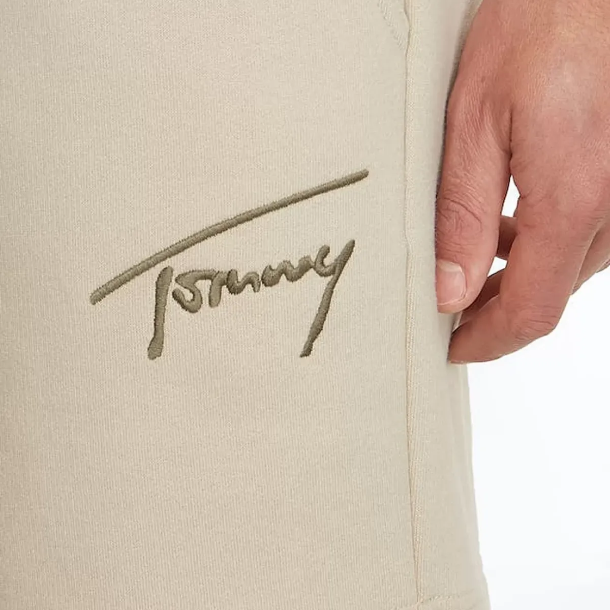 TOMMY HILFIGER Shorts<Signature Shorts