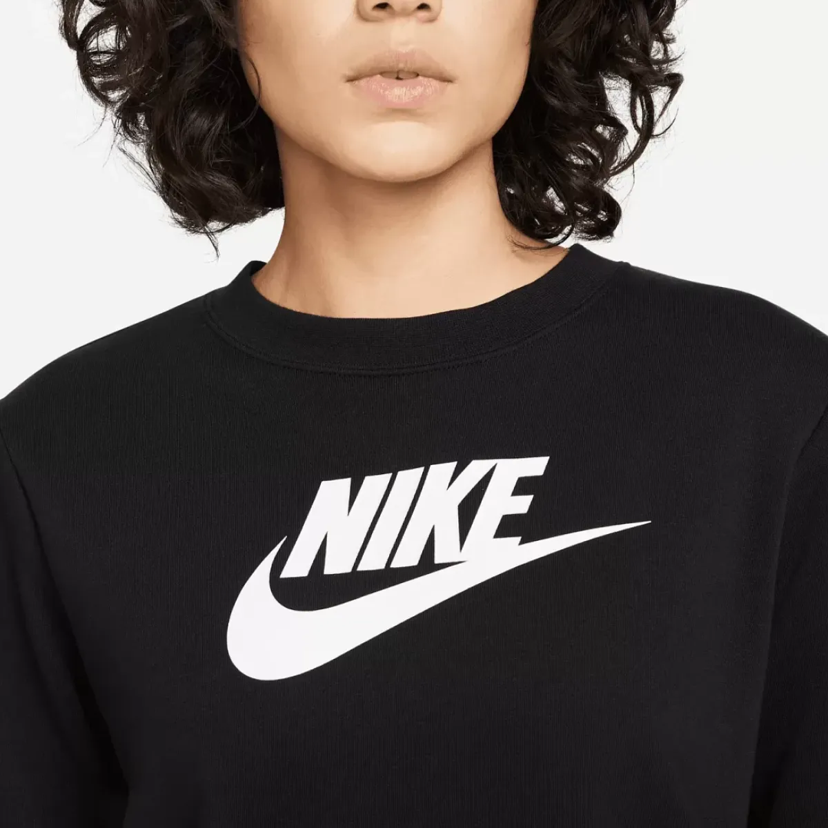 Nike Hoodies & Crews<Sportswear Club Fleece Logo Crew-Neck Sweatshirt