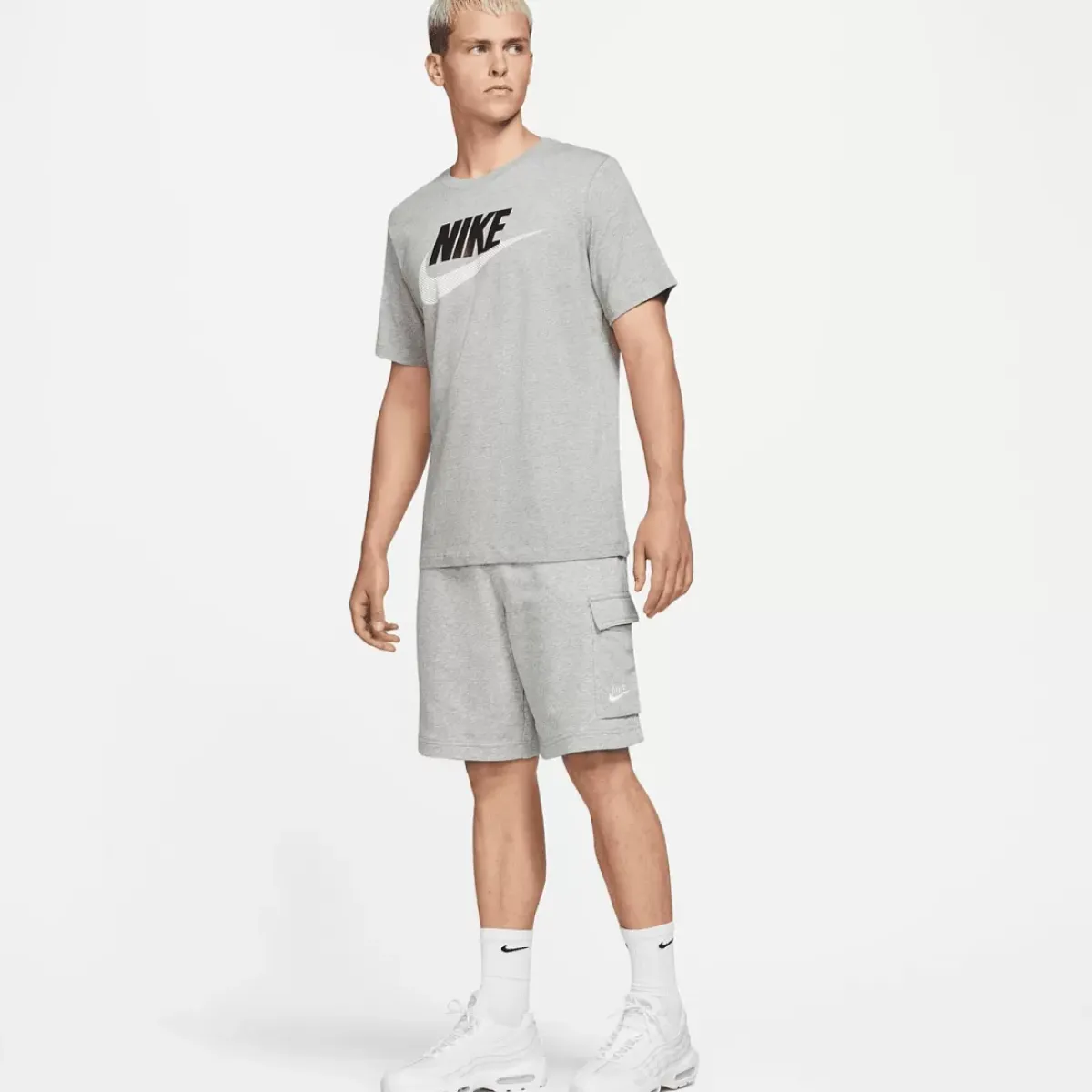 Nike Shorts<Sportswear Club French Terry Cargo Shorts