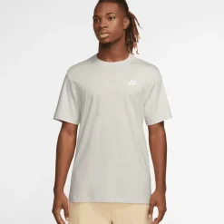 Nike Tees & Singlets<Sportswear Club Tee