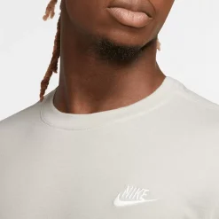 Nike Tees & Singlets<Sportswear Club Tee