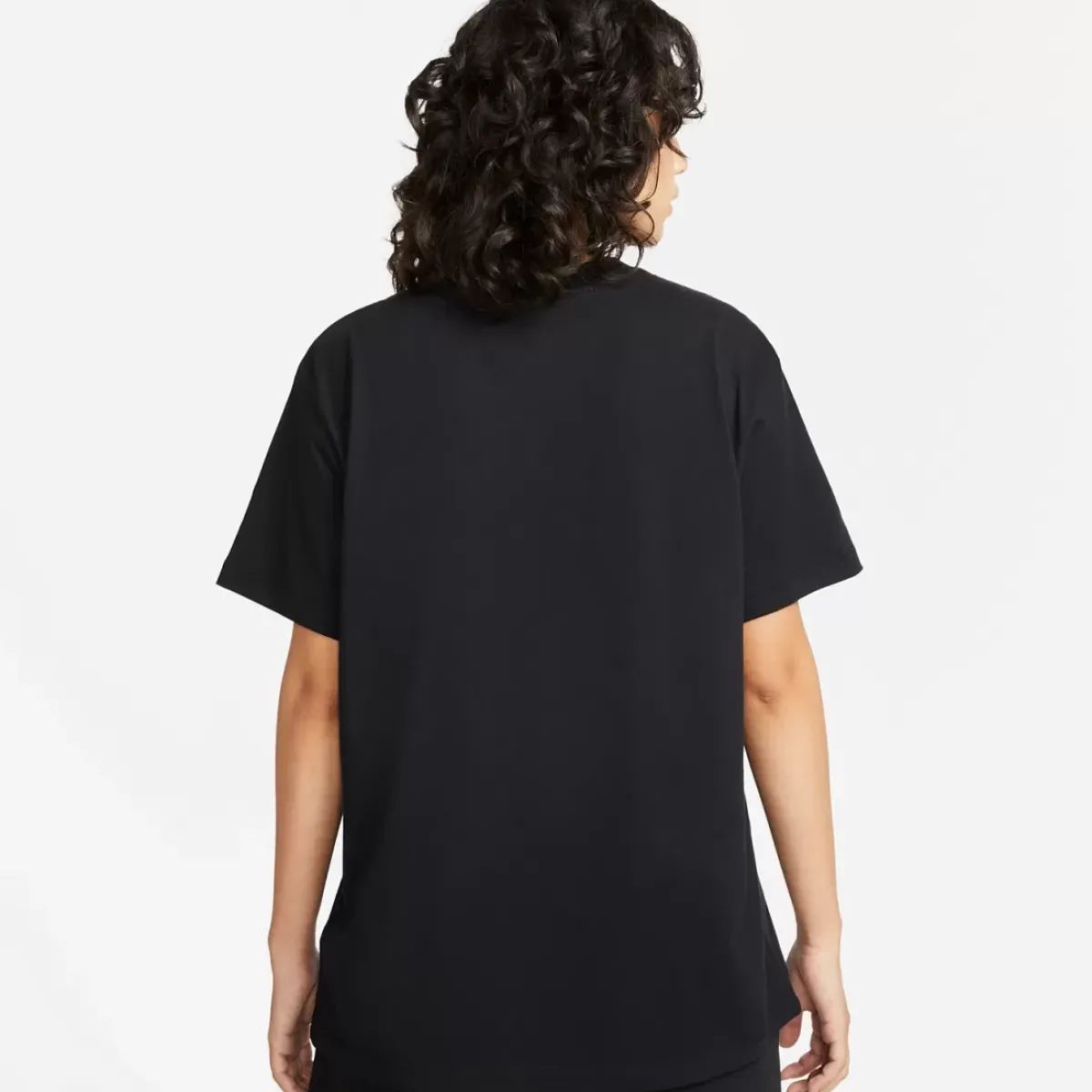 Nike Tees & Tanks<Sportswear Essential T-Shirt