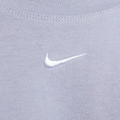Nike Tees & Tanks<Sportswear Essentials Tee