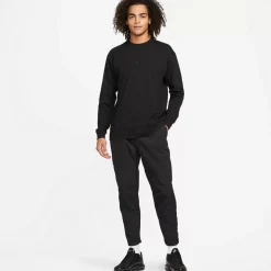 Nike Tees & Singlets<Sportswear Premium Essentials Long-Sleeve Tee