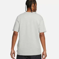 Nike Tees & Singlets<Sportswear Premium Essentials Tee