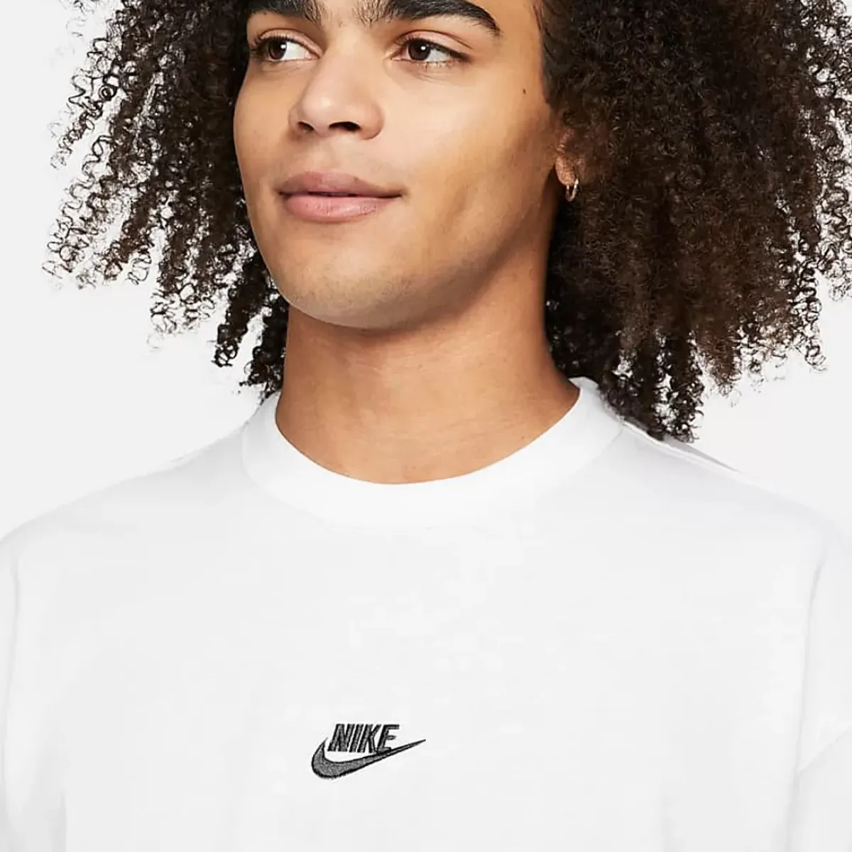 Nike Tees & Singlets<Sportswear Premium Essentials T-Shirt