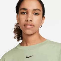Nike Tees & Tanks<Sportswear Tee