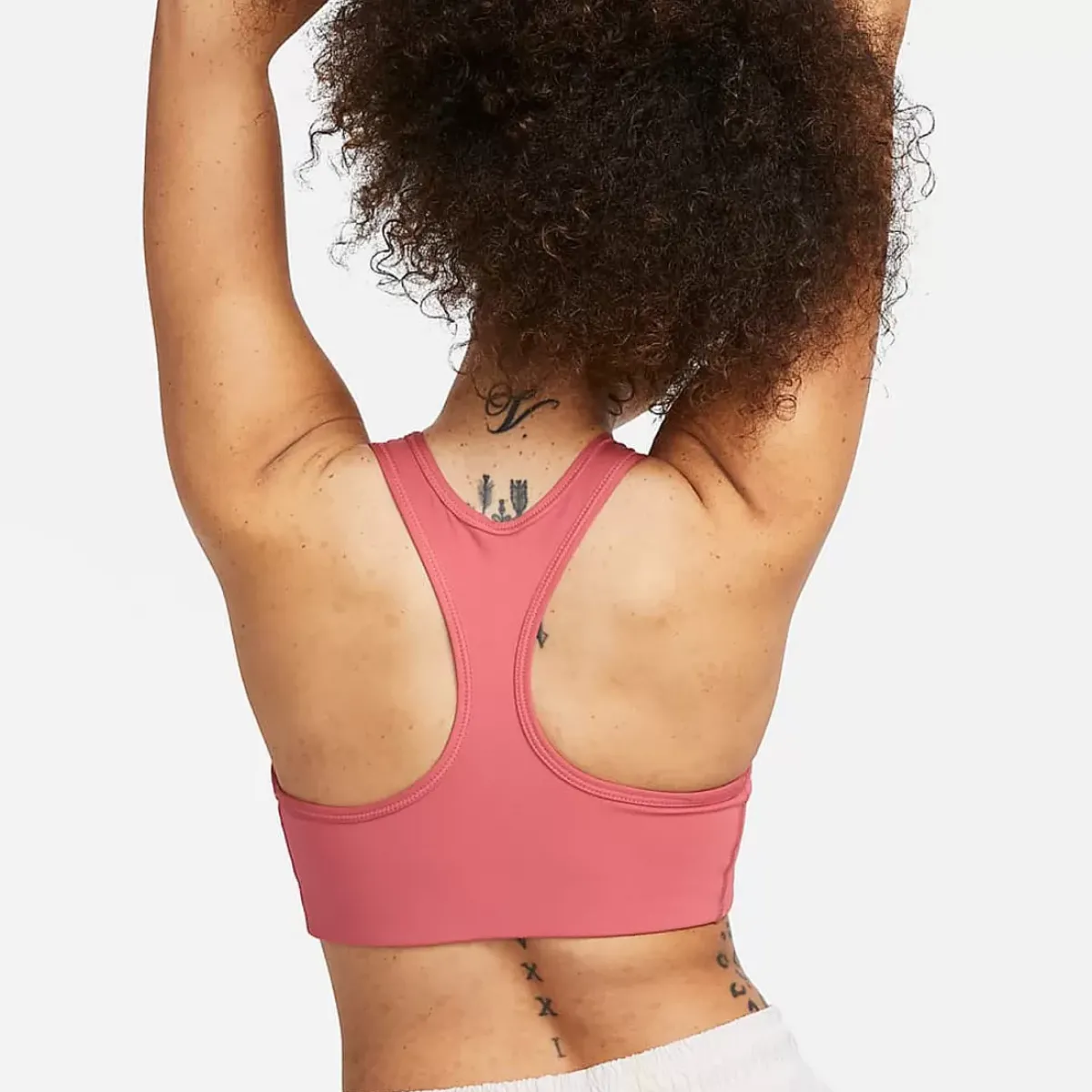Nike Sports Bras<Swoosh 1-Piece Pad Sports Bra