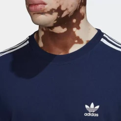 Adidas Originals Tees & Singlets<Tech T-Shirt