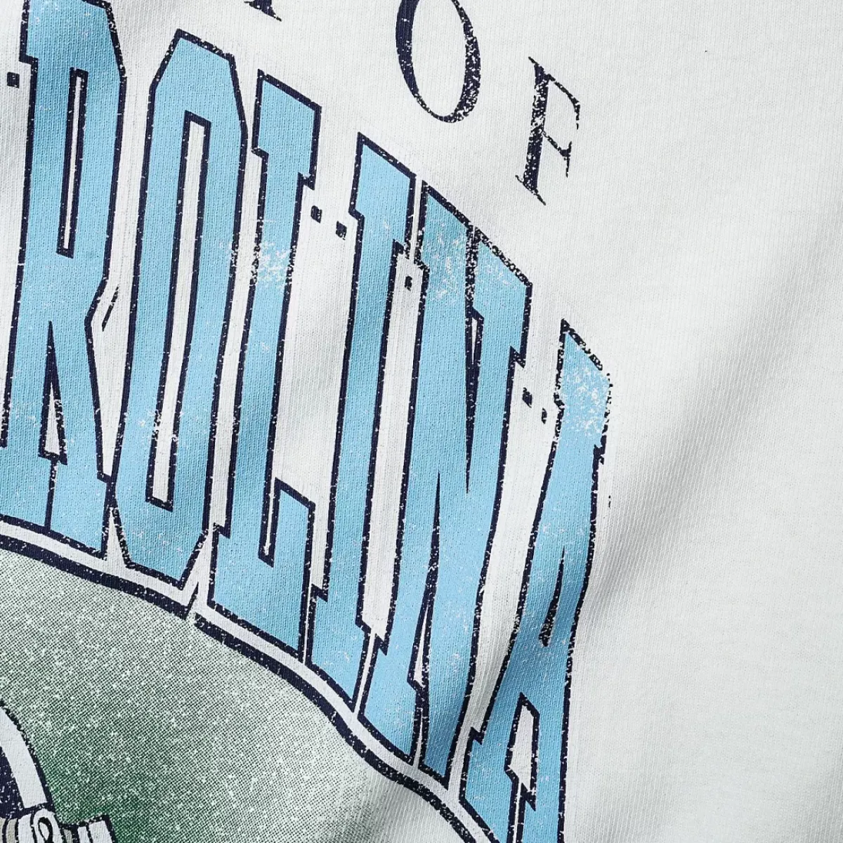 NCAA Tees & Singlets<University Of North Carolina Vintage Champs Tee Unisex