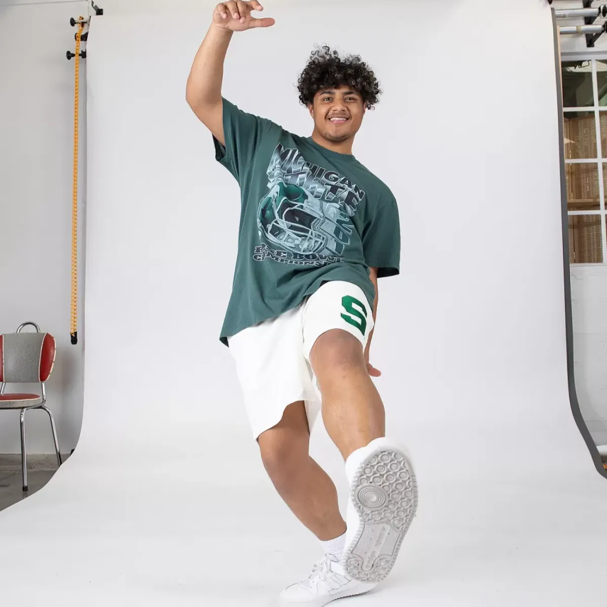 NCAA Tees & Singlets<Vintage Graduation Logo Tee