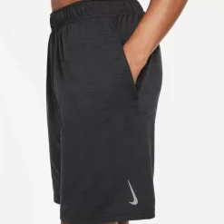 Nike Shorts<Yoga Dri-Fit Shorts